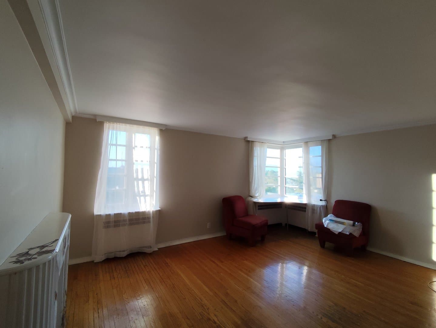 707 Eglinton Avenue West - Photo 1