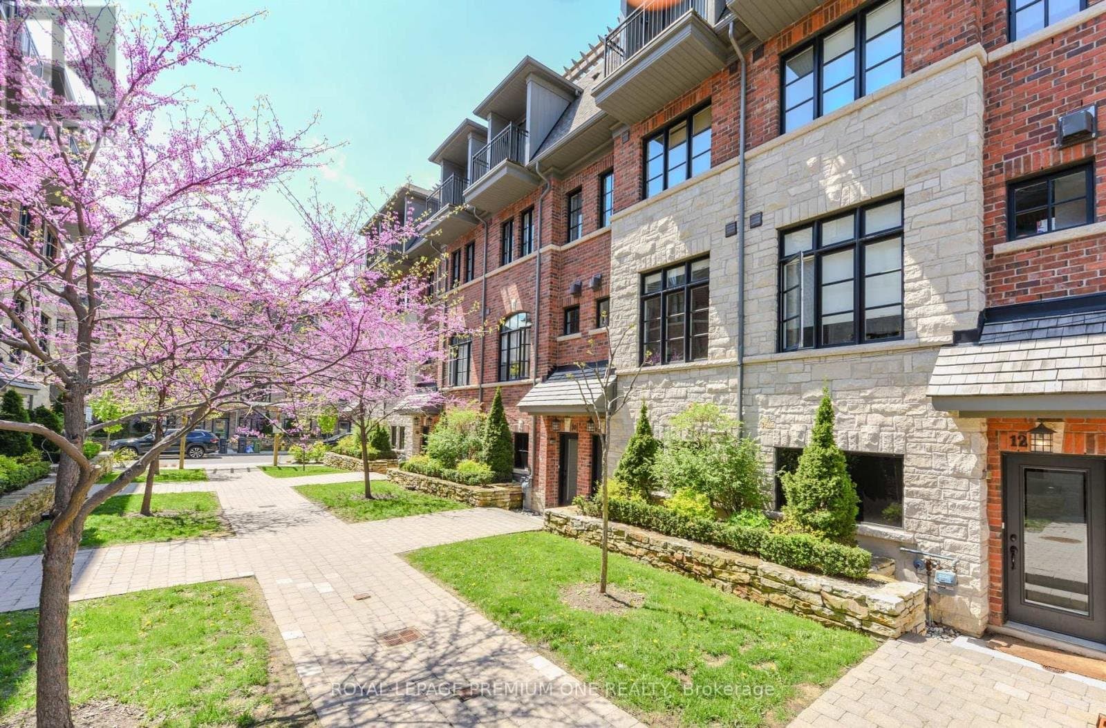 20 Salvador Allende Court - Photo 2