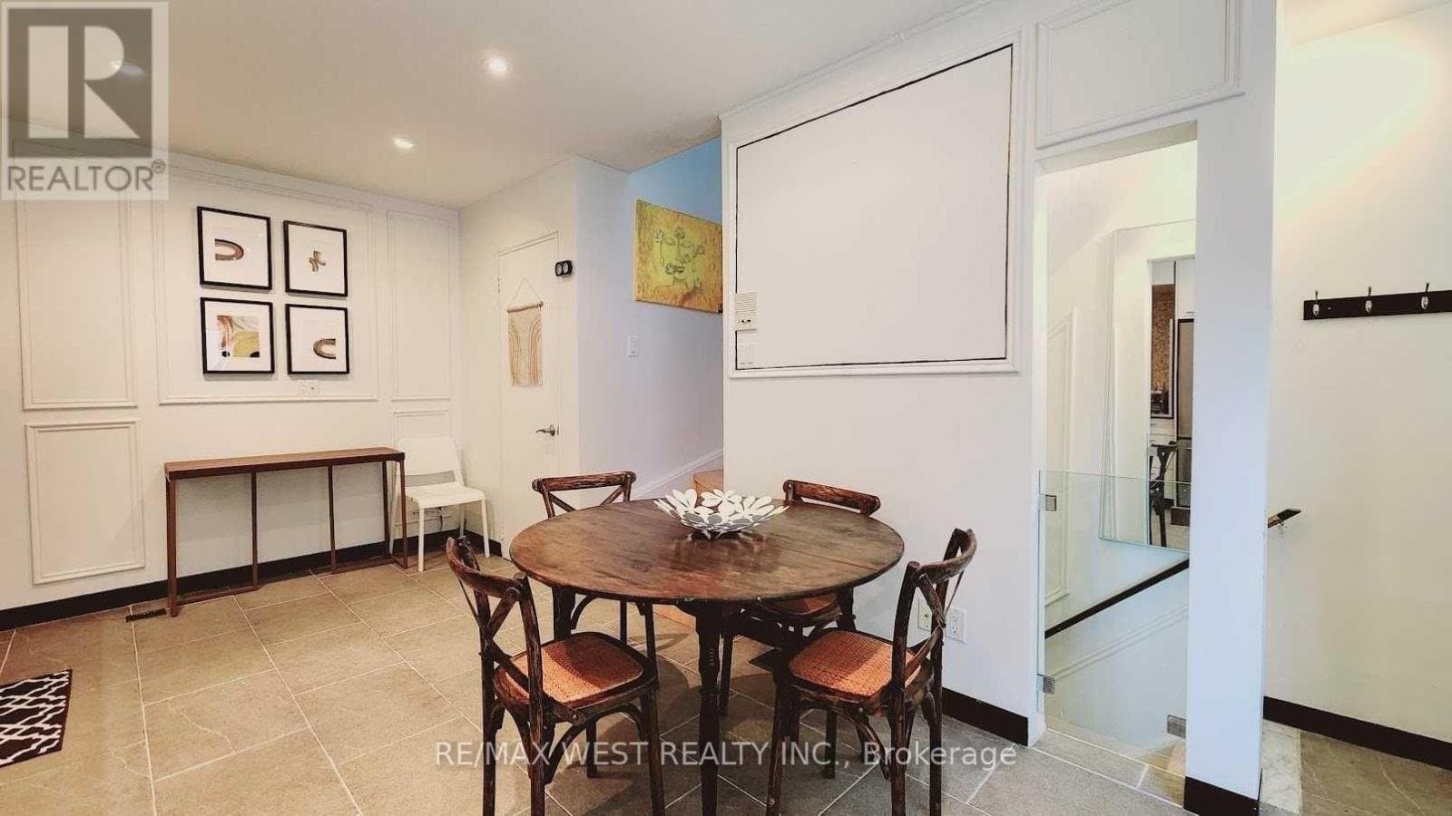 388 Manning Avenue - Photo 4