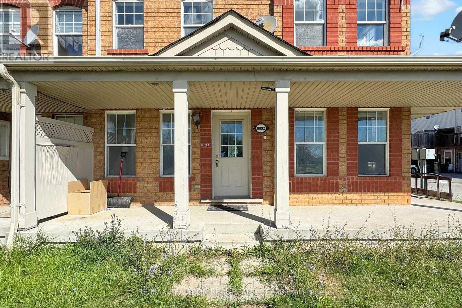 8892 Sheppard Avenue - Photo 4