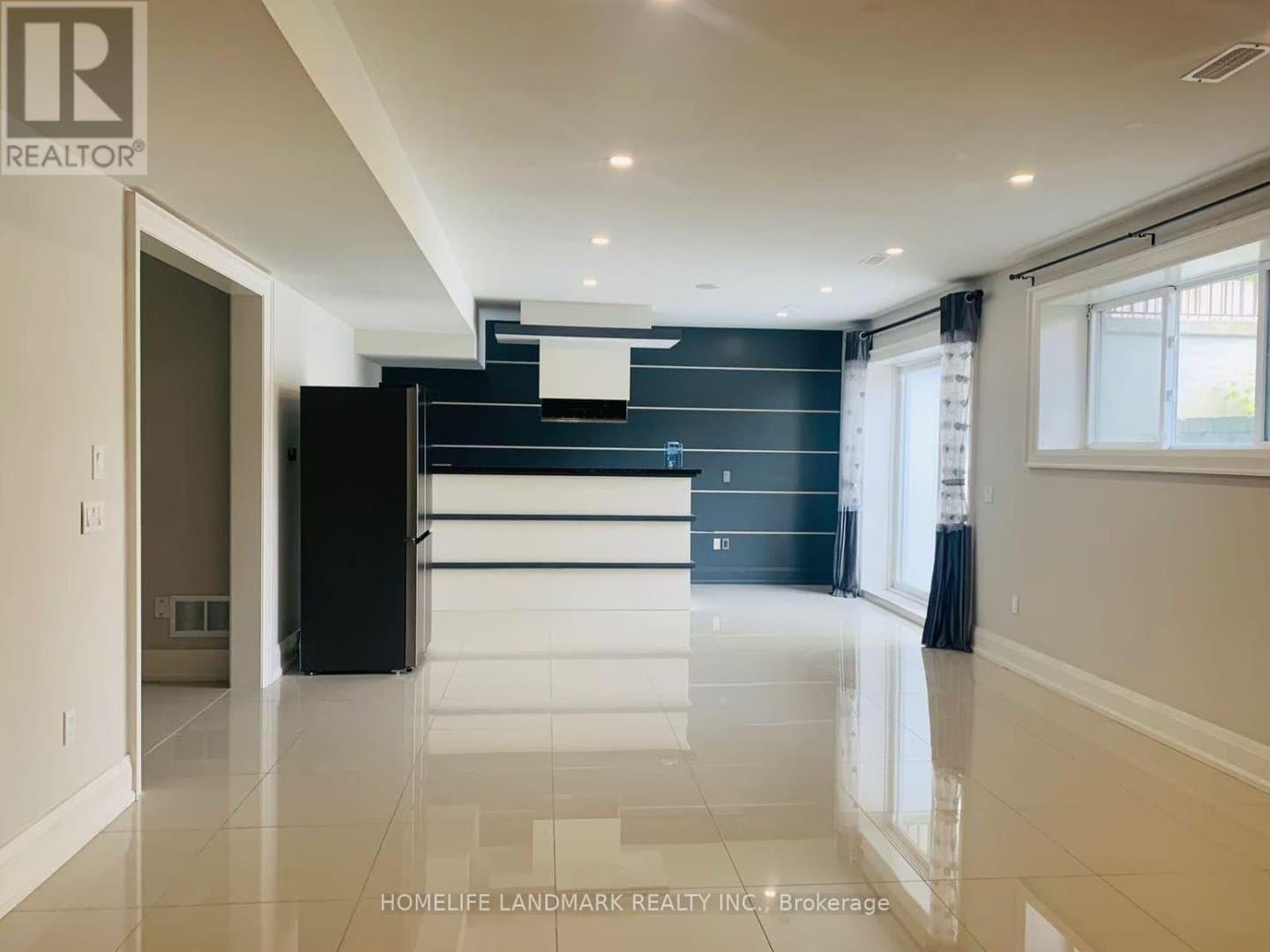 108 Patricia Avenue - Photo 2