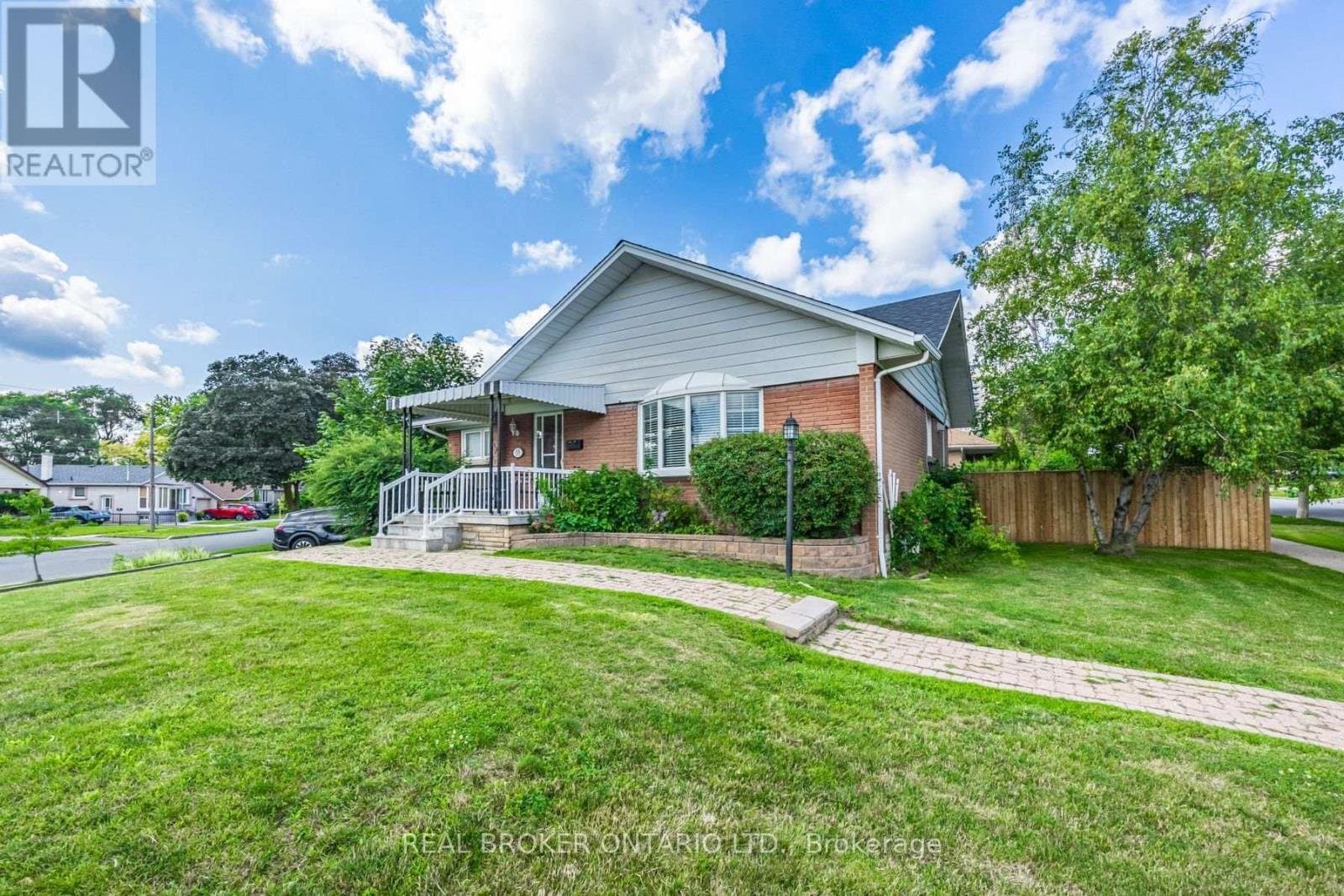 18 Shropshire Drive - Photo 1