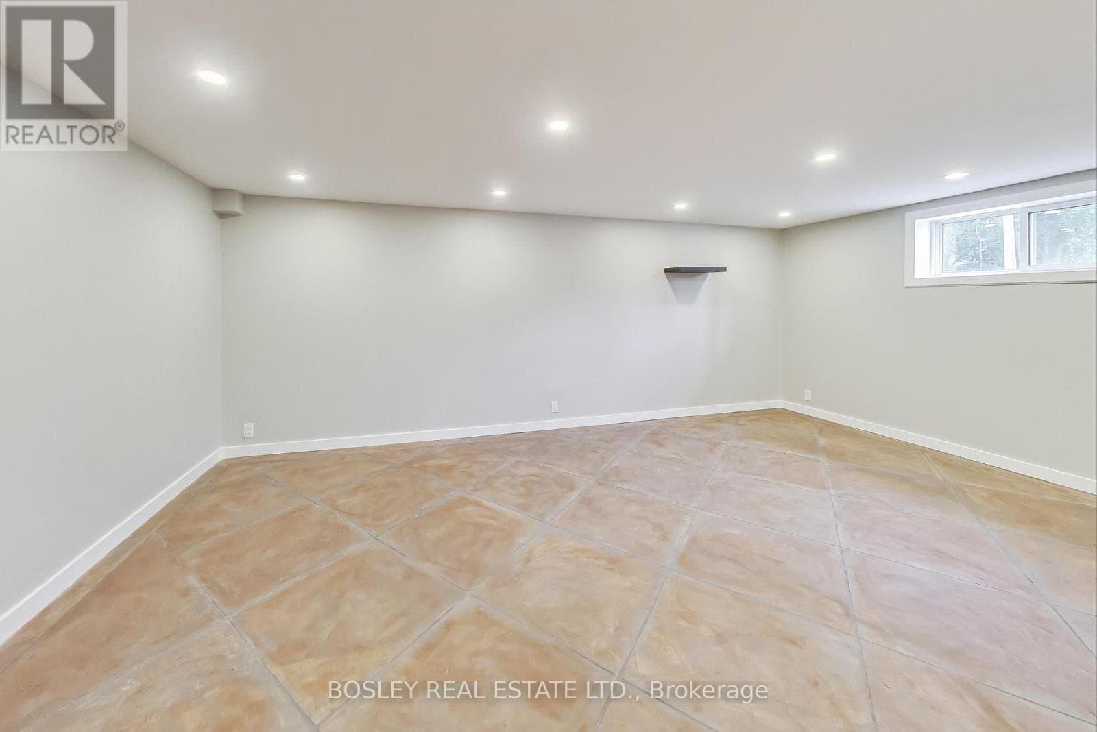 4 Thomas Avenue - Photo 3