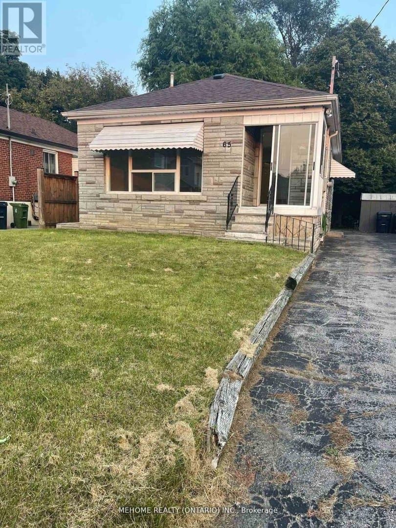 65 Miramar Crescent - Photo 1