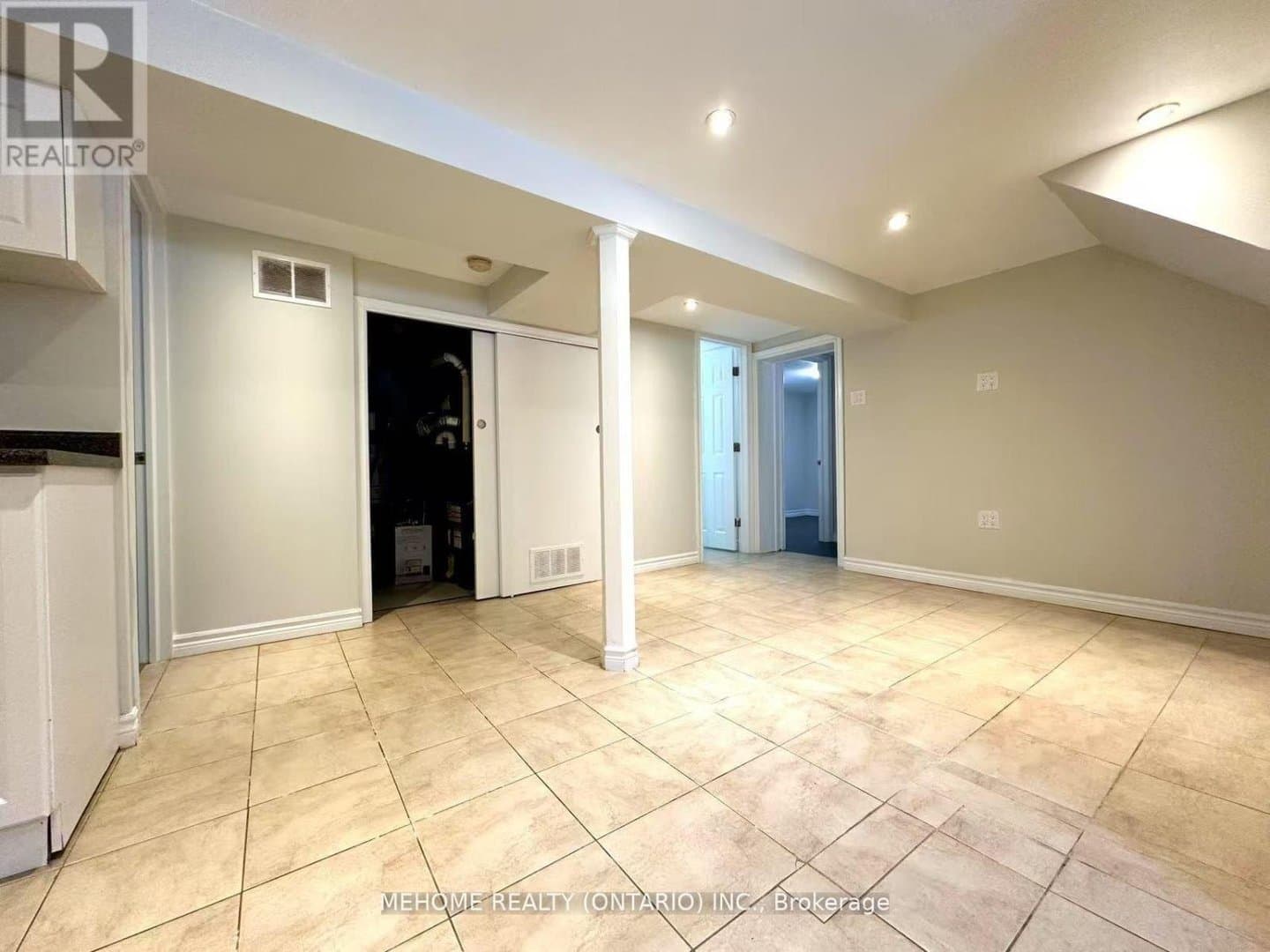 65 Miramar Crescent - Photo 4