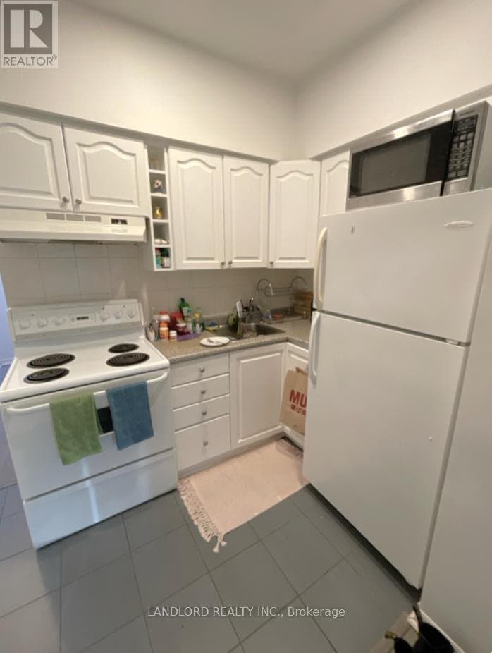 130 Baldwin Street - Photo 1