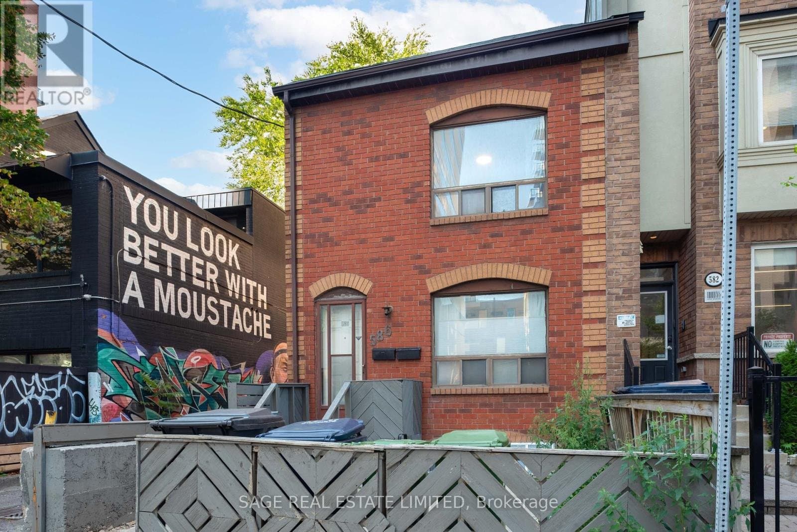 586 Richmond Street - Photo 1