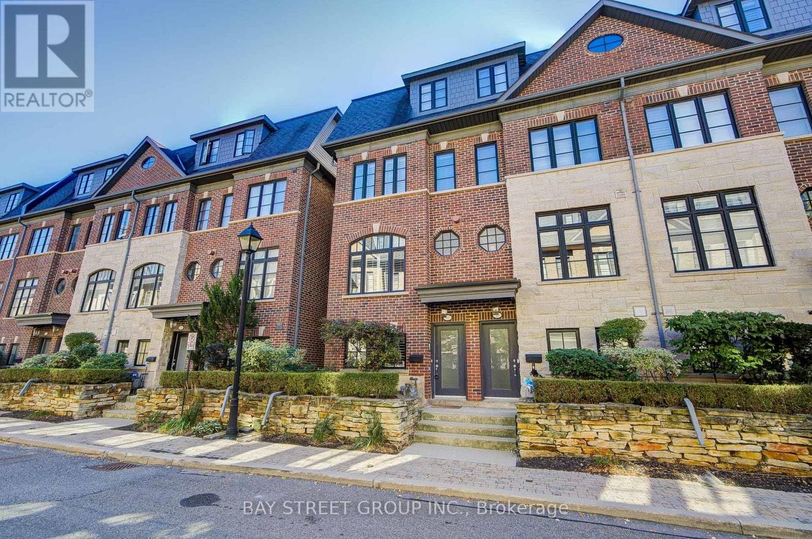 51 Lobo Mews - Photo 1