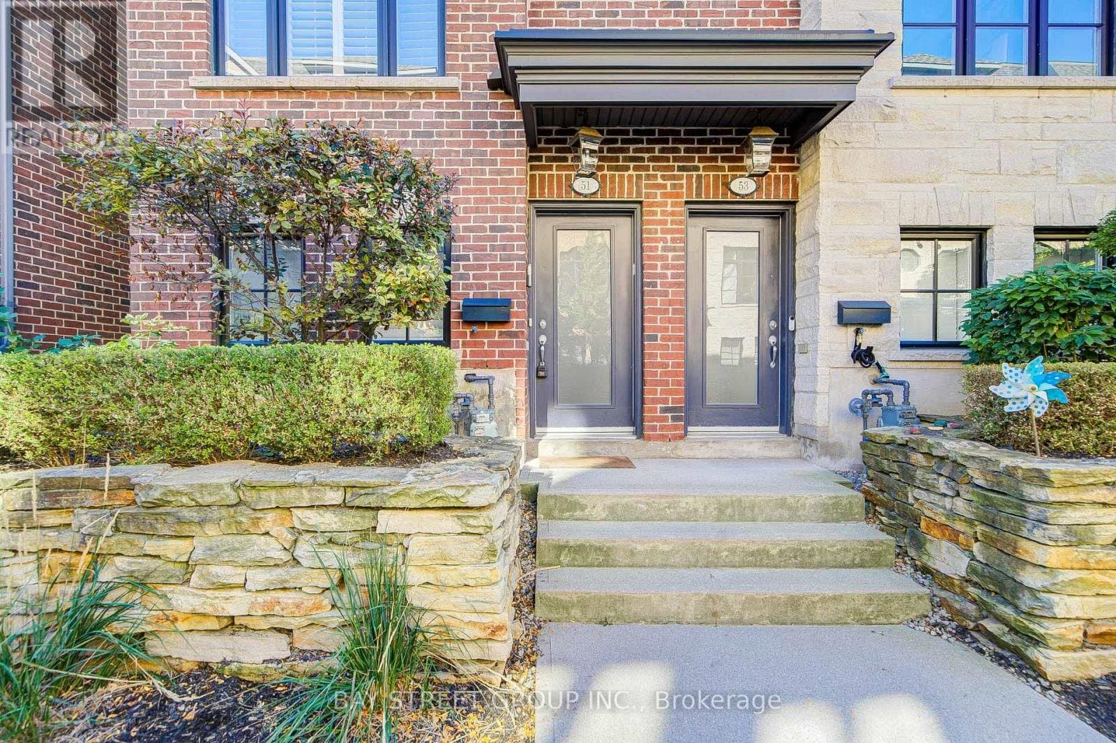 51 Lobo Mews - Photo 2