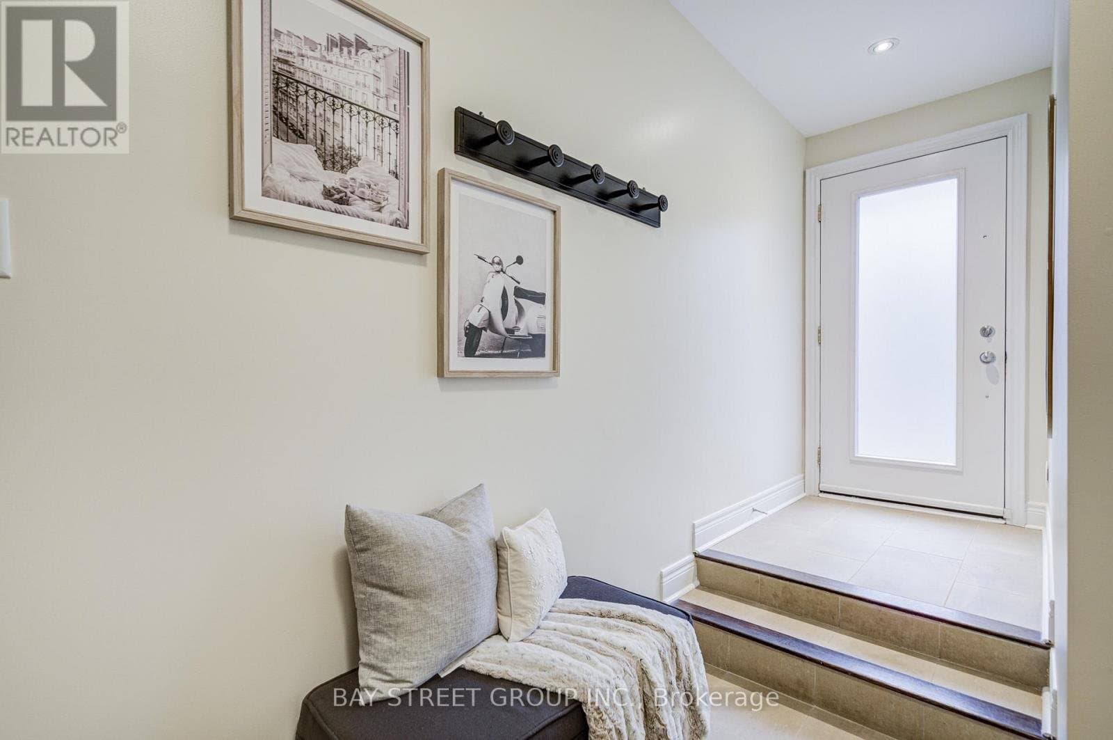 51 Lobo Mews - Photo 3