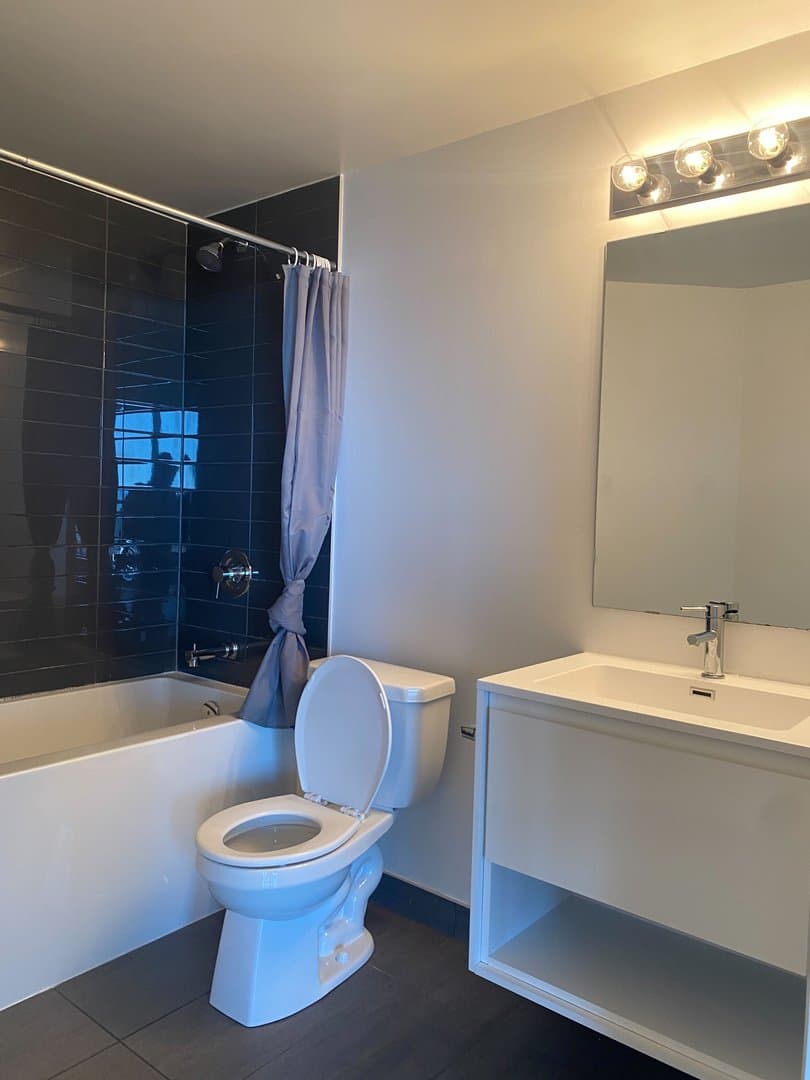 159 Wellesley Street East - Photo 4