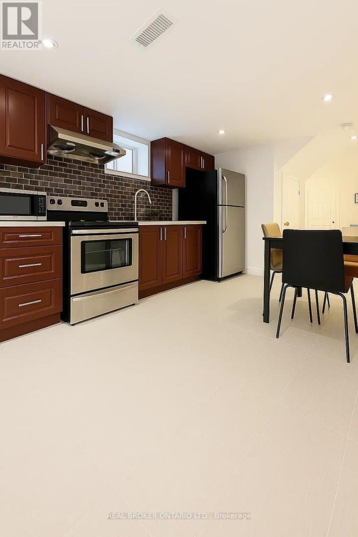 95 Porchester Drive - Photo 1
