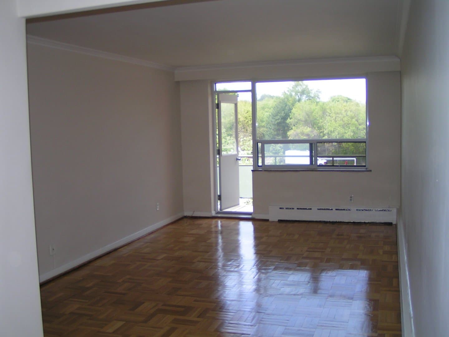 65 Keewatin Avenue - Photo 4