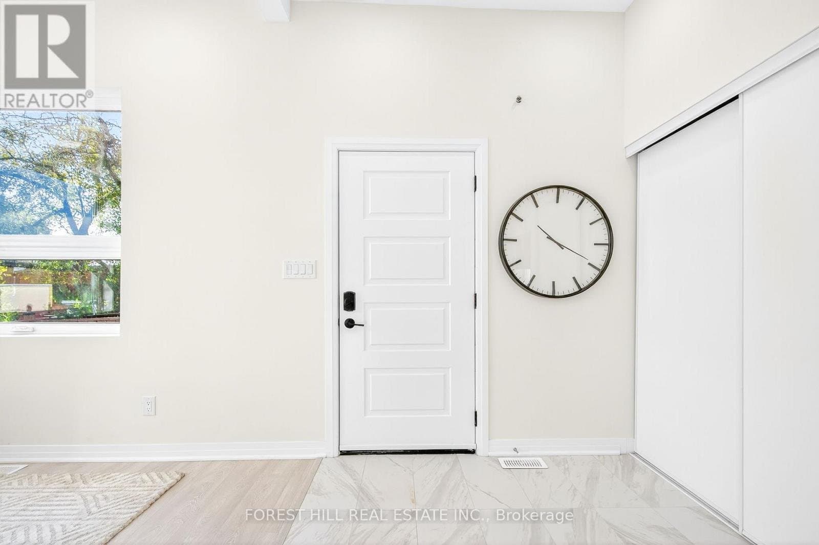 31 Harrow Drive - Photo 2