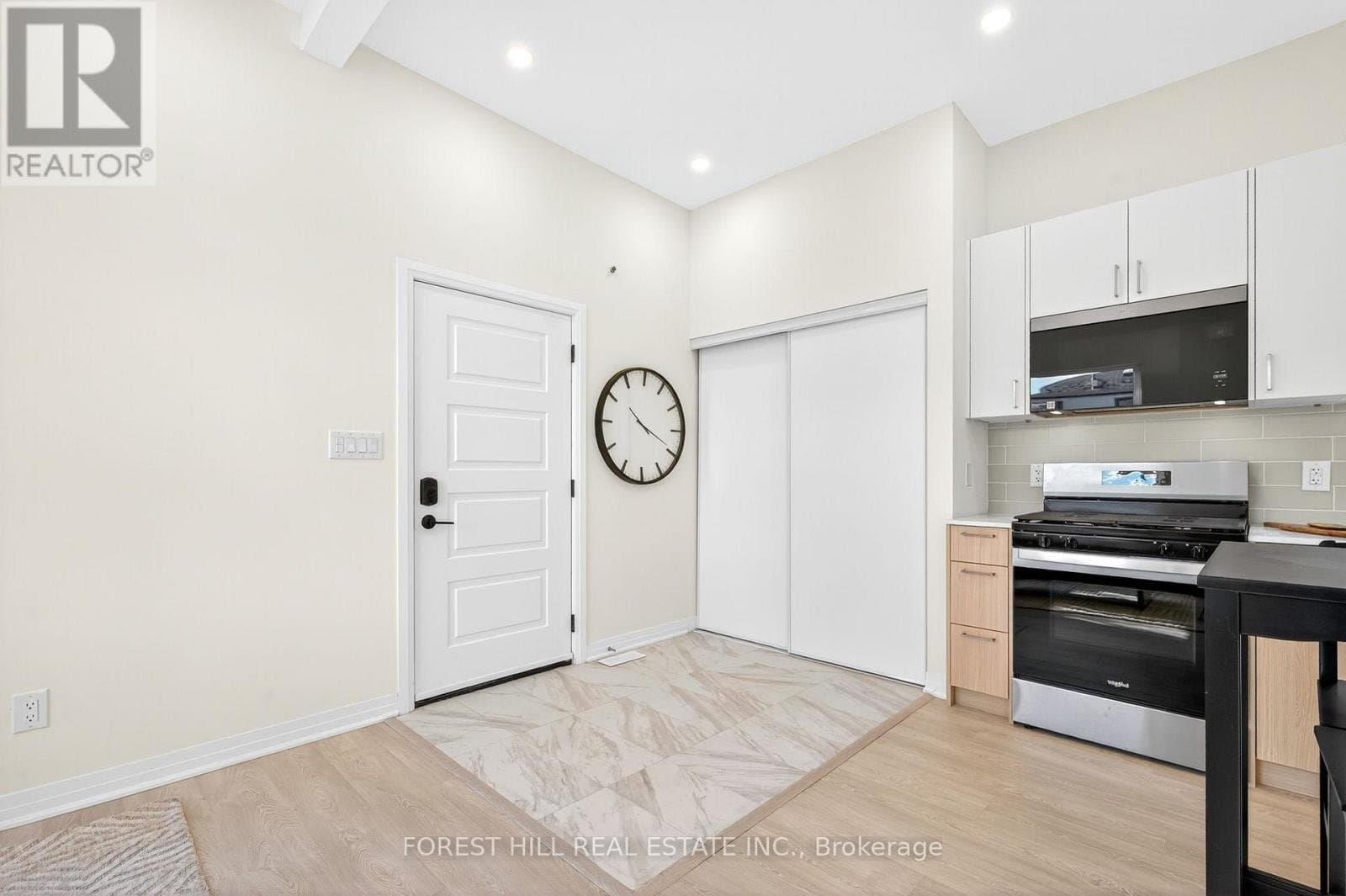 31 Harrow Drive - Photo 3