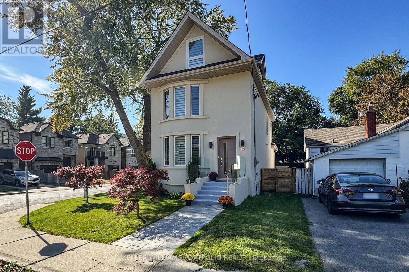 22 Pitt Avenue