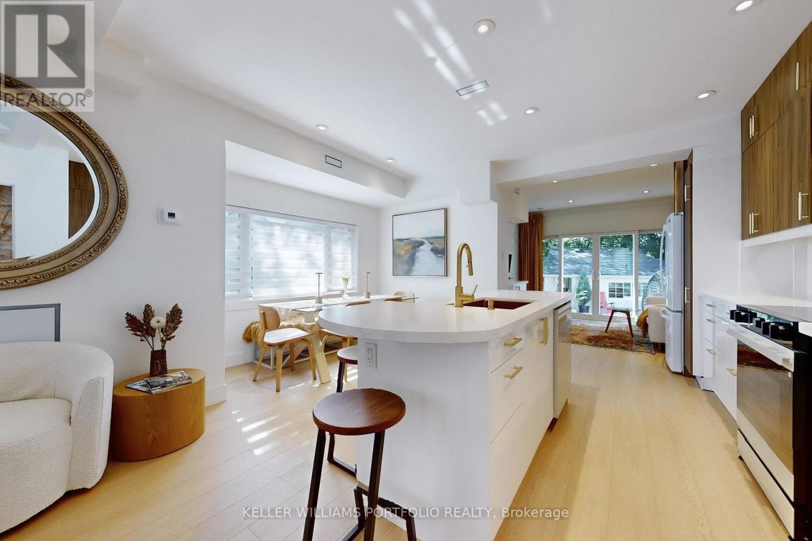 22 Pitt Avenue - Photo 4