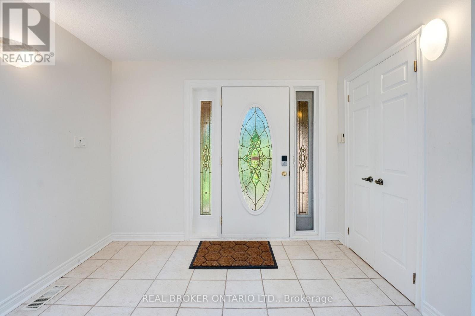 87A Hill Crescent - Photo 3