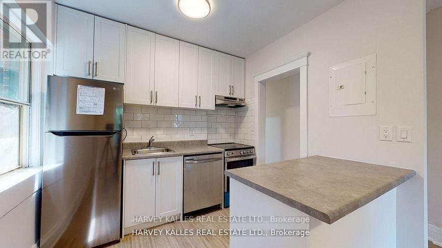 1065 Bathurst Street - Photo 1