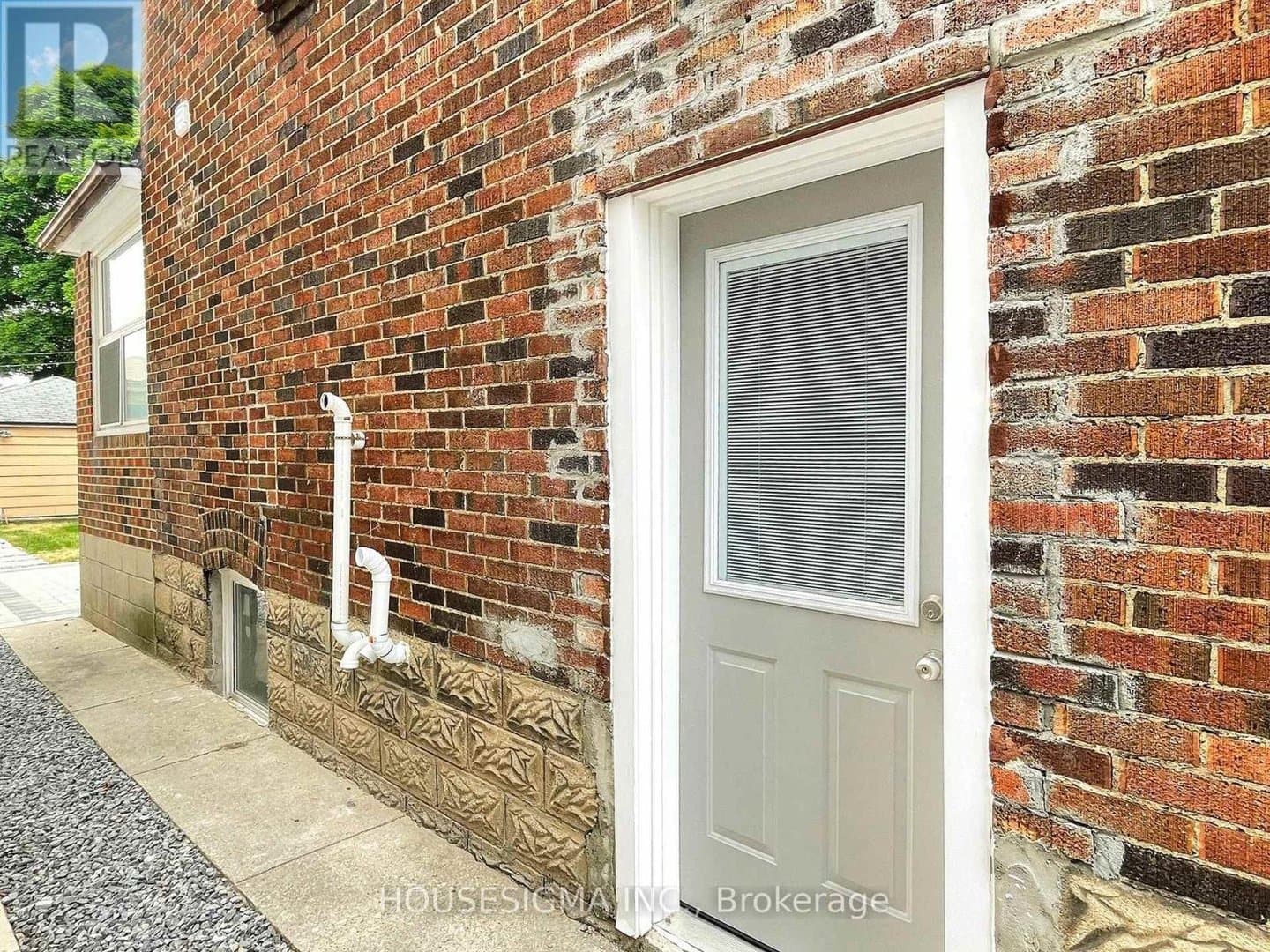 243 Windermere Avenue - Photo 3
