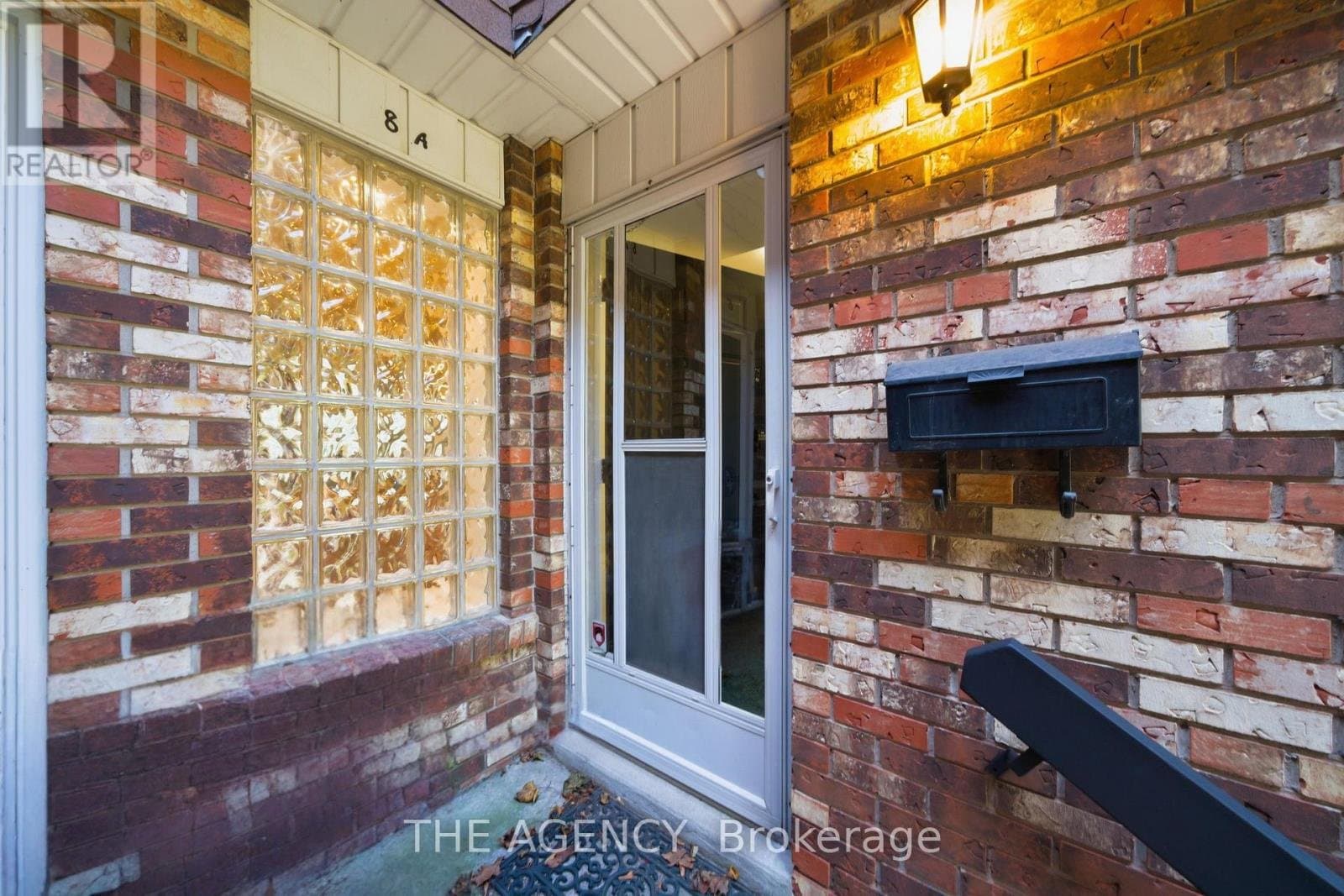 8A Maryland Boulevard - Photo 2