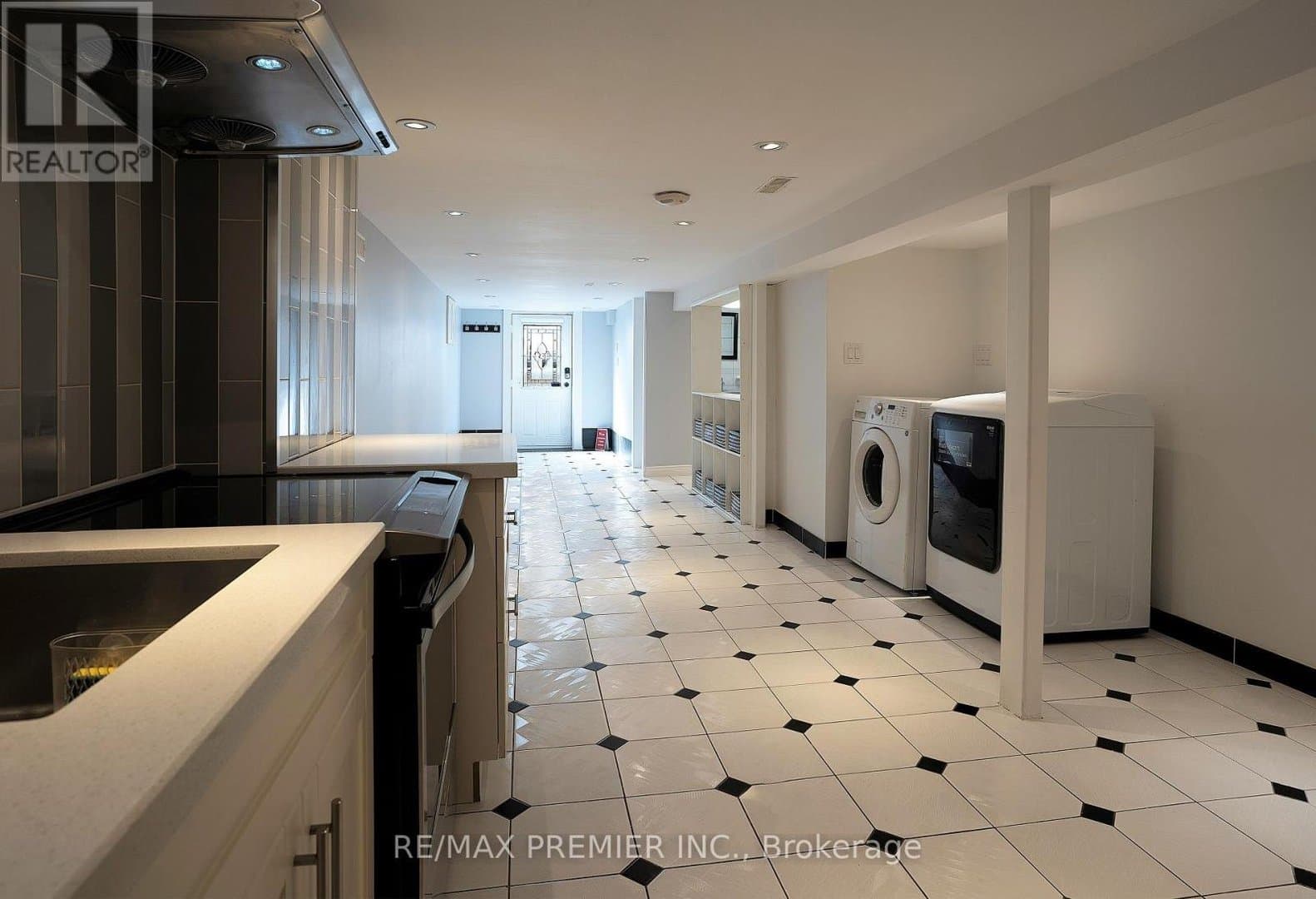 35 Florence Crescent - Photo 2