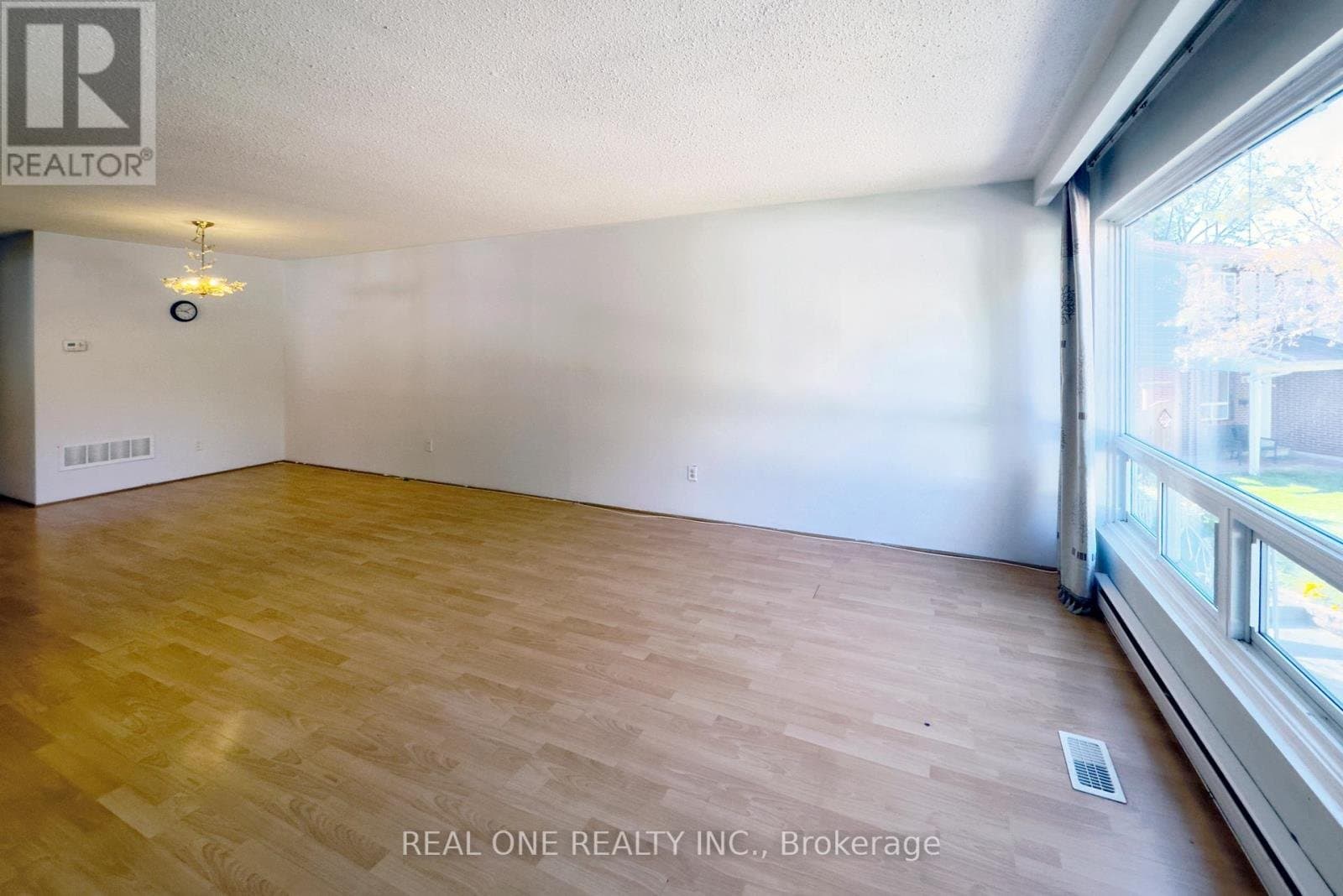 27 Tuscarora Drive - Photo 4