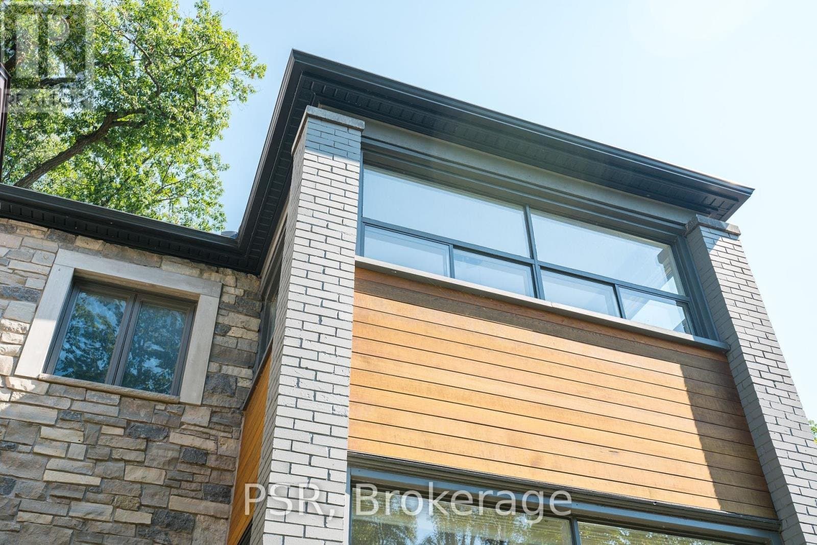 109 Neville Park Boulevard - Photo 2