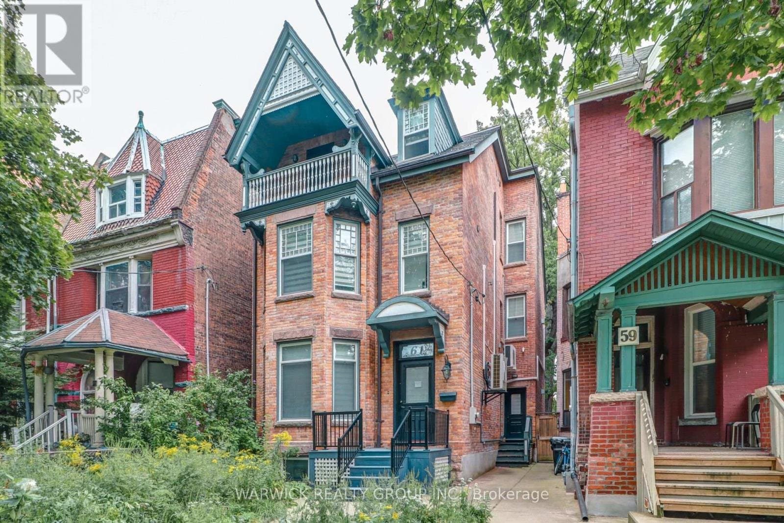 61 Brunswick Avenue - Photo 1