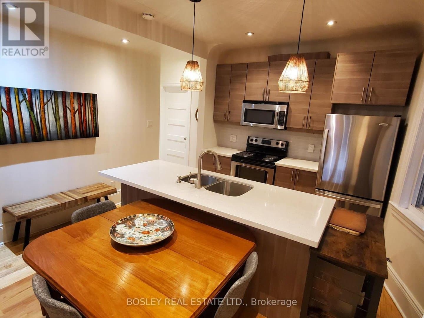 597 Carlaw Avenue - Photo 3