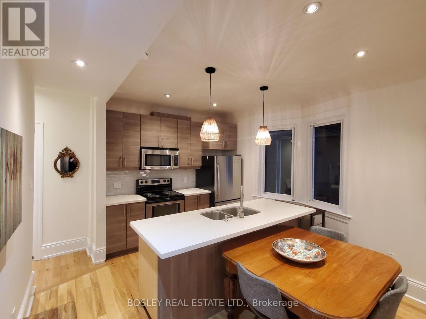 597 Carlaw Avenue - Photo 4