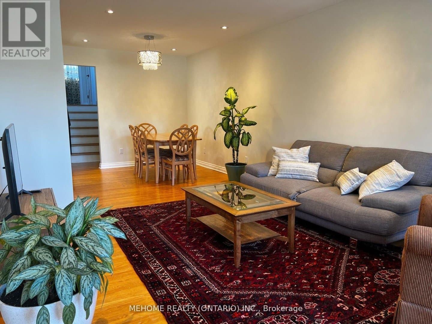 126 Edmonton Drive - Photo 1
