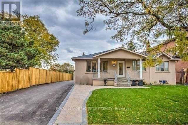 23 Glen Belle Crescent