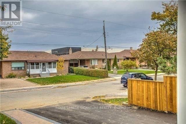 23 Glen Belle Crescent - Photo 2