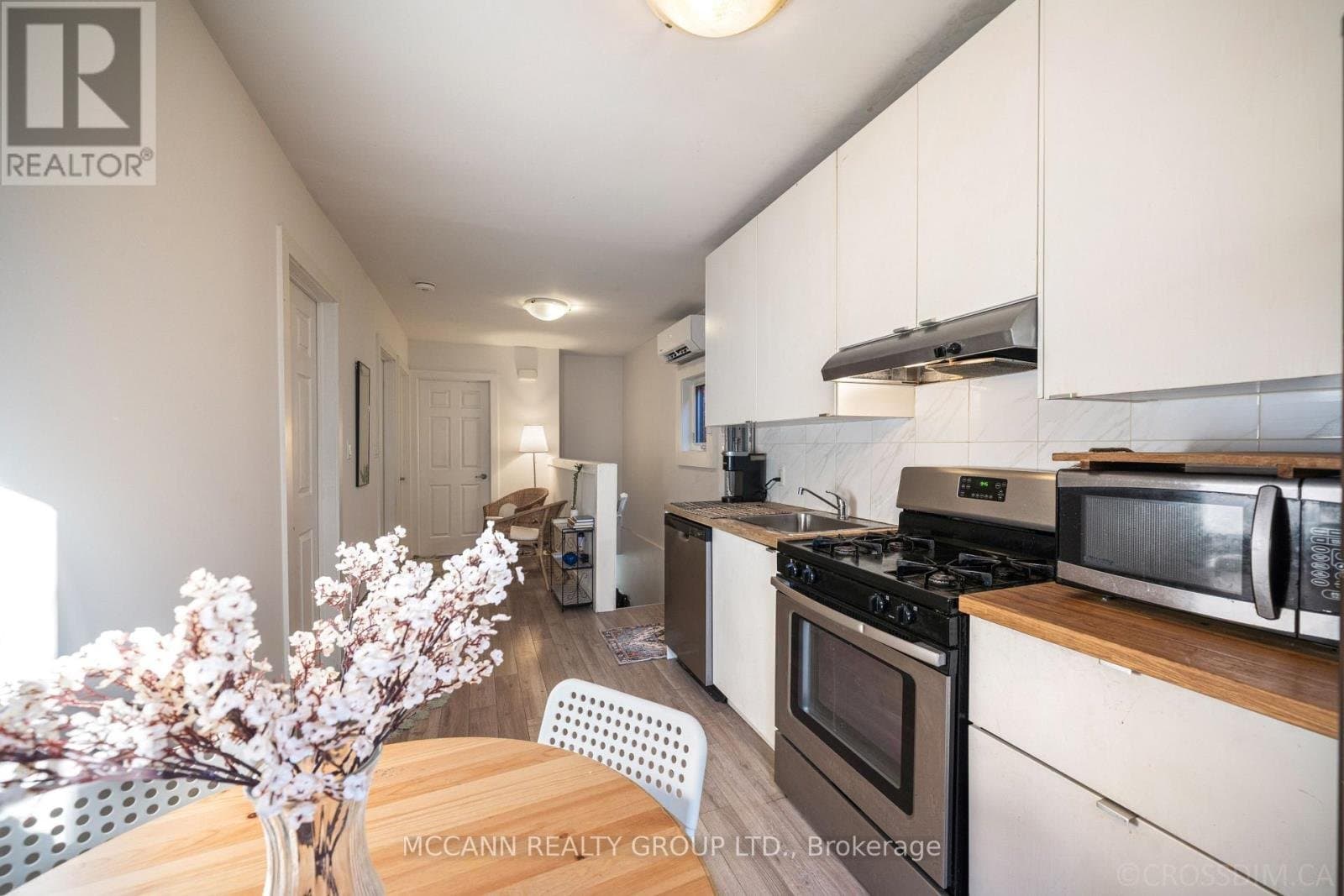 151 Wallace Avenue - Photo 4