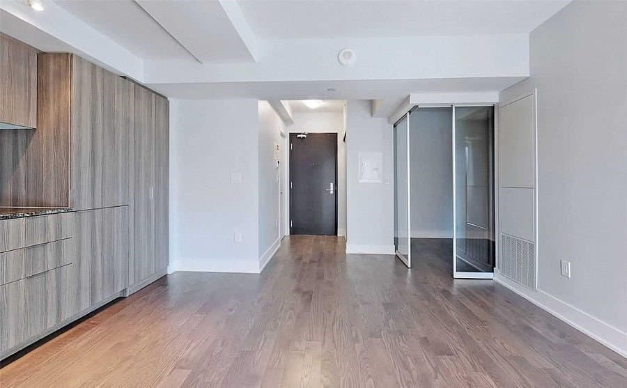 955 Bay Street - Photo 4
