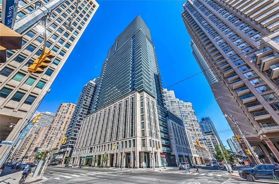 955 Bay Street - Photo 1