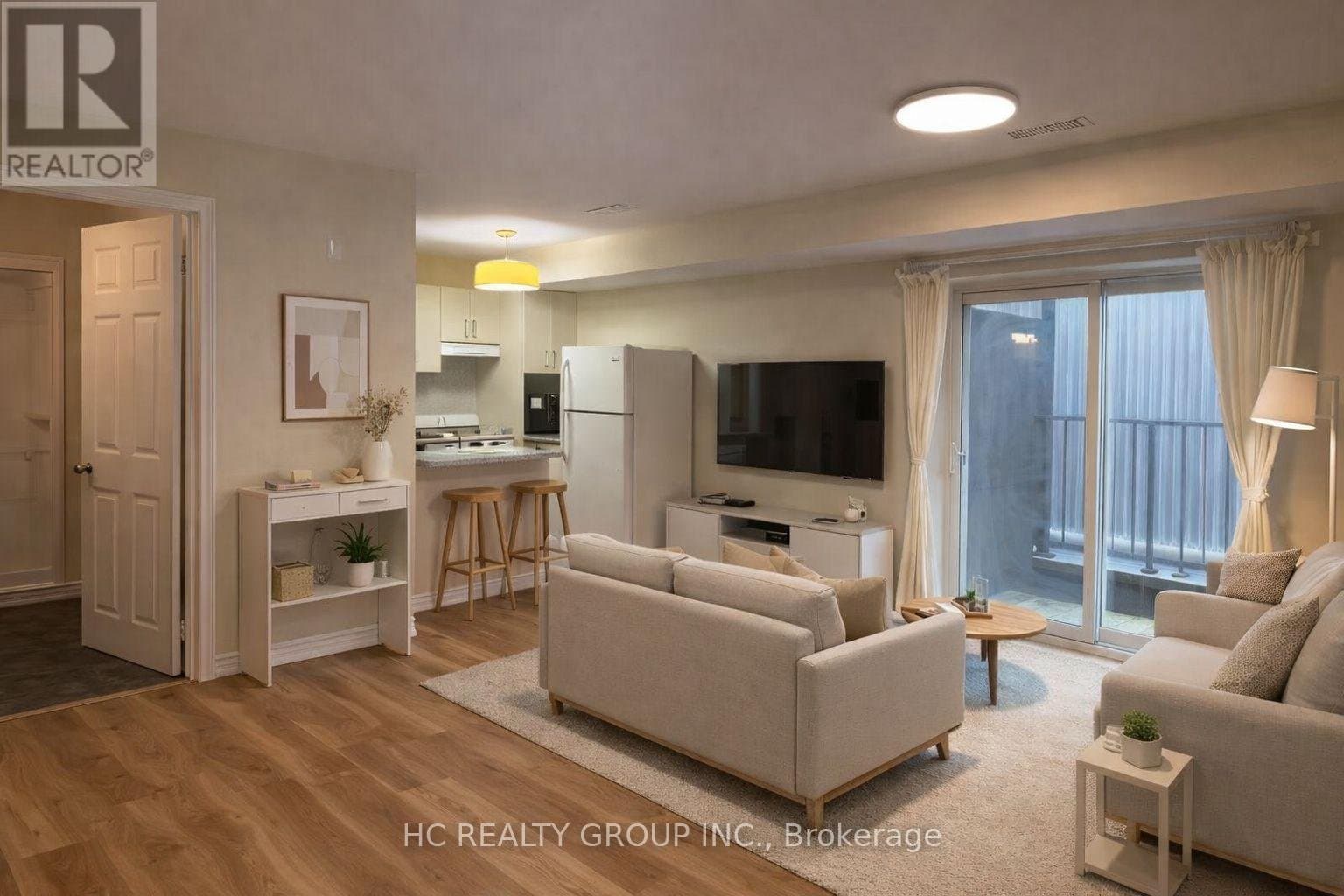 1606 Queen Street - Photo 3