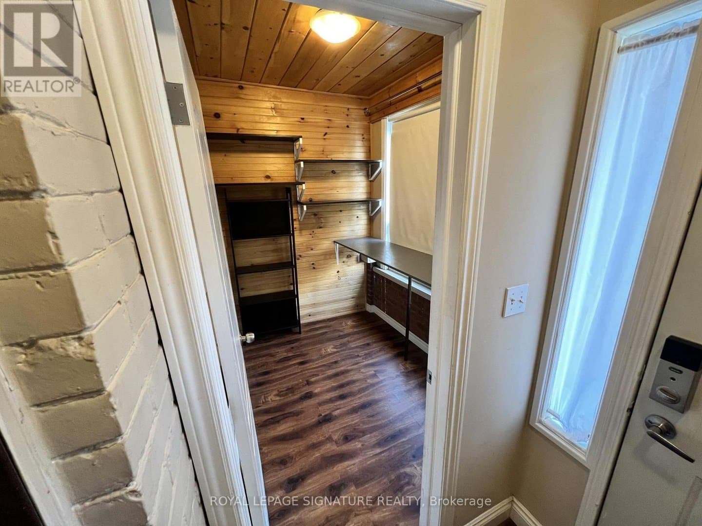 800 Pape Avenue - Photo 3