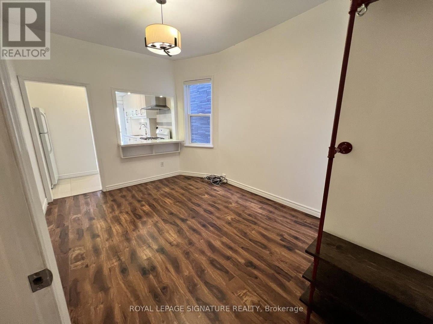 800 Pape Avenue - Photo 4