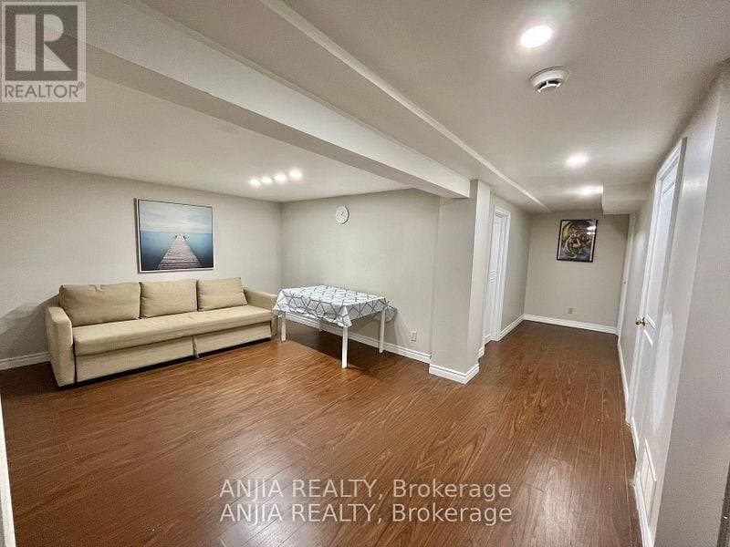 298 Empress Basement Avenue - Photo 4