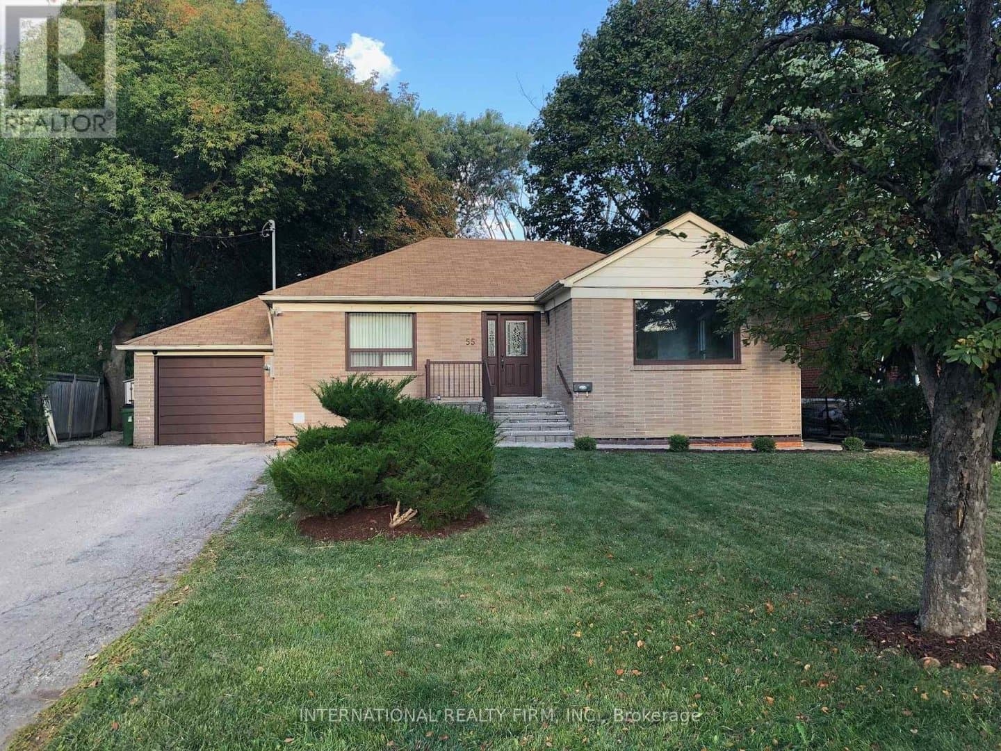 55 kenton Drive - Photo 1