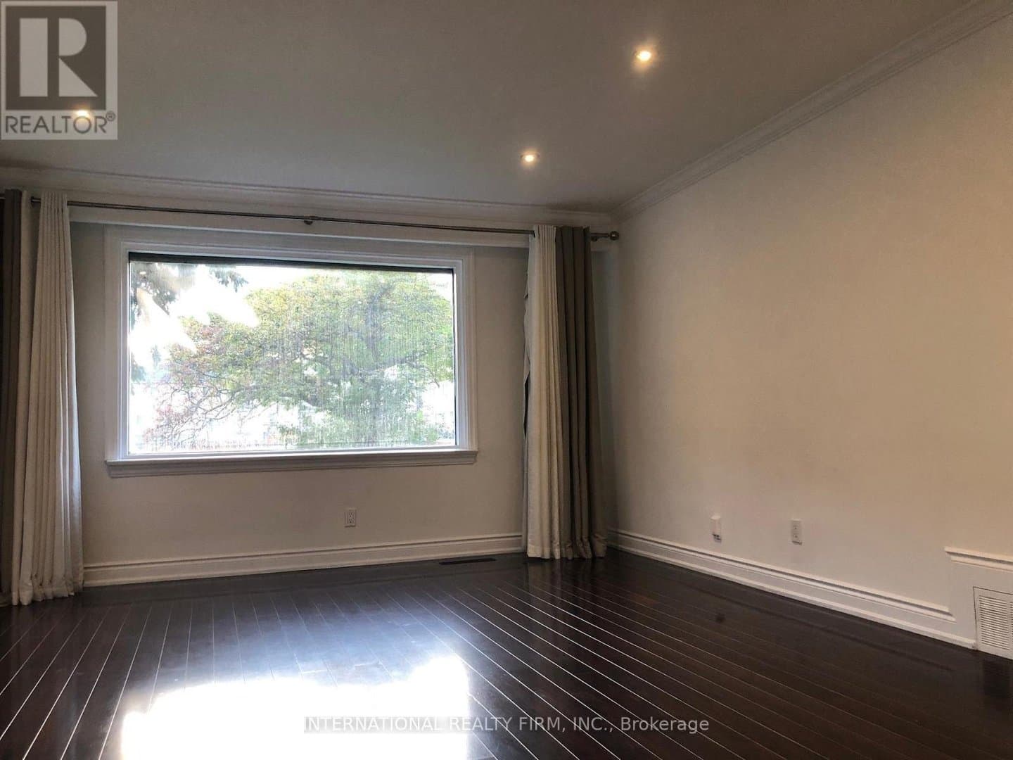 55 kenton Drive - Photo 3