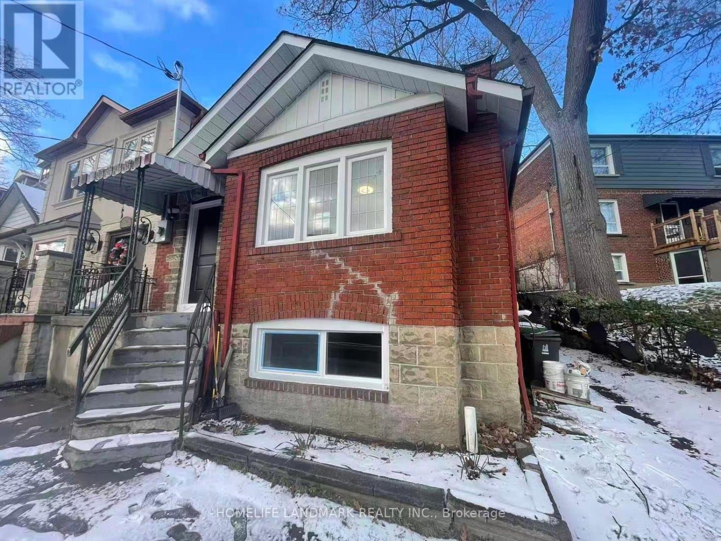 544 Indian Road - Photo 2