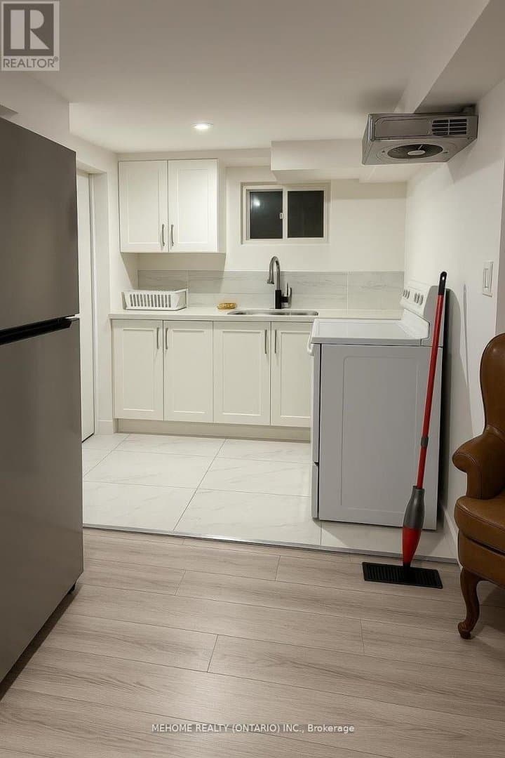 1018 Kennedy Road - Photo 2