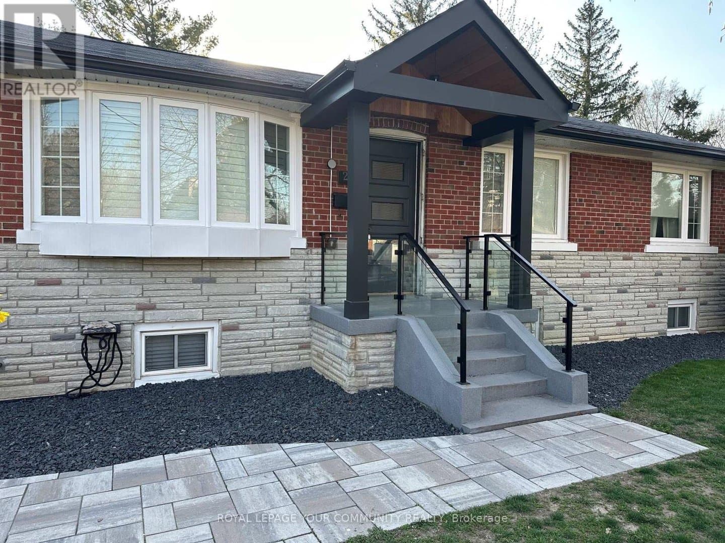 20 Bonny Lynn Court - Photo 2