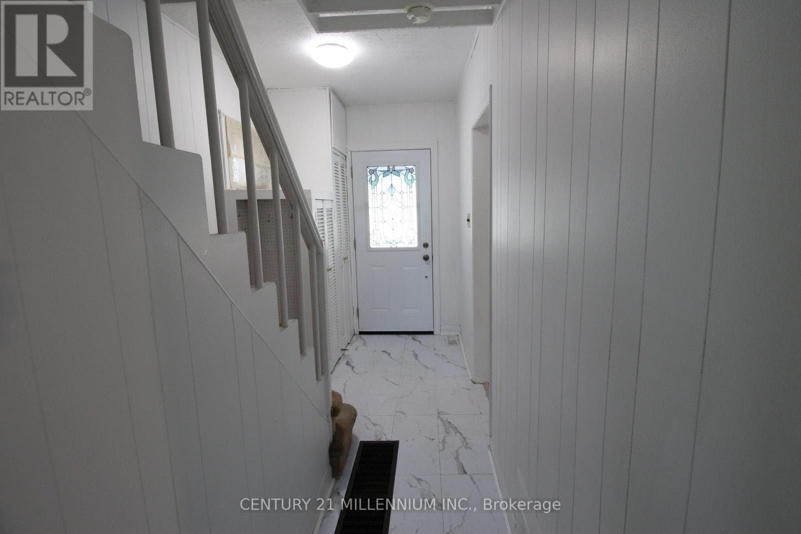 18 Glenvalley Drive - Photo 4
