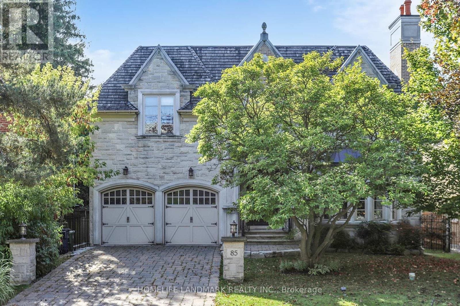 85 Aldershot Crescent - Photo 1