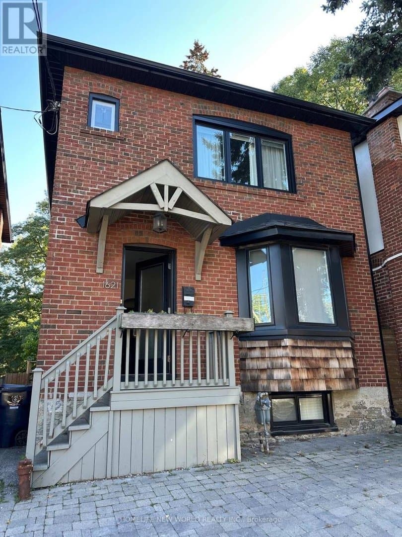 1621 Mount Pleasant Road - Photo 1