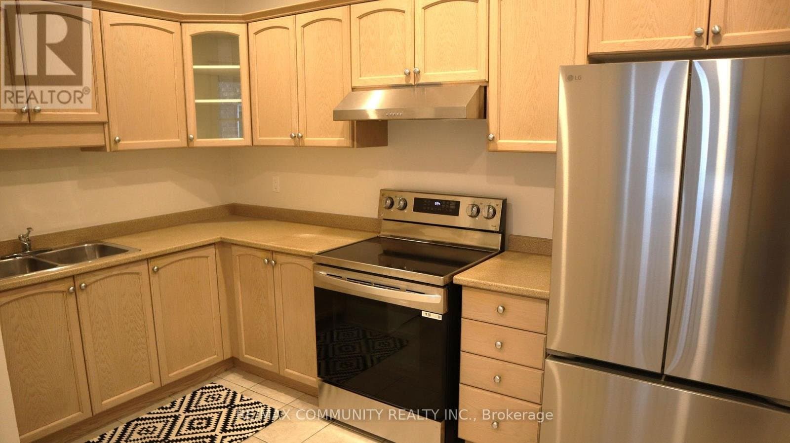731 Coxwell Avenue - Photo 1